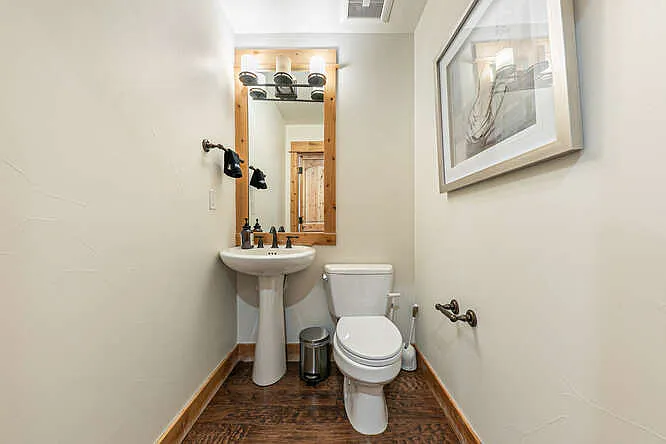 10236 Valmont Trl — Photo 13