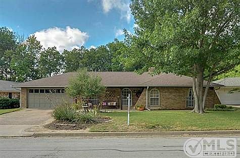 1st image of 3533 Wayland Dr