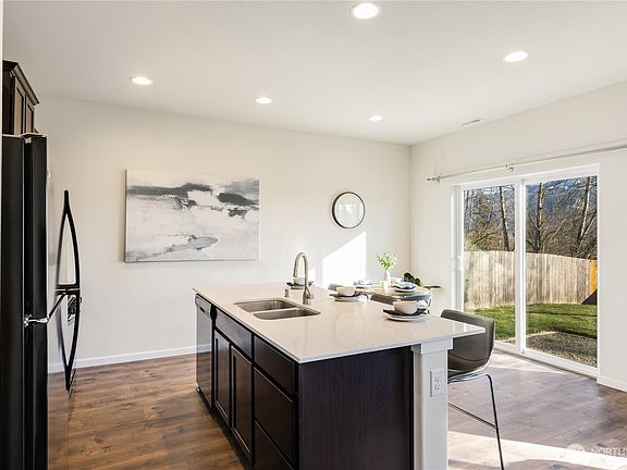 5th image of 32802 Marguerite Lane