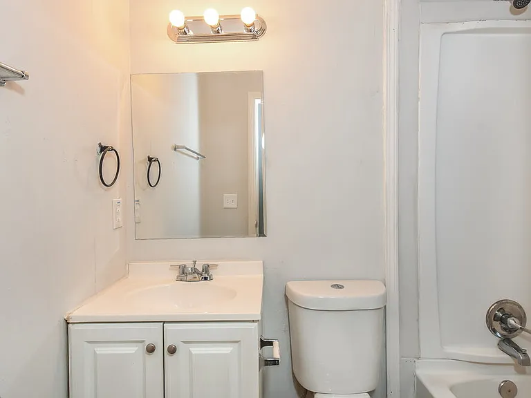 851 Grayson Hwy — Photo 14