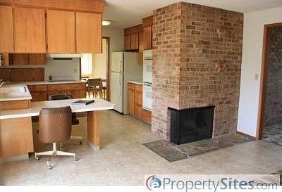 2nd image of 2443 Lenore Dr