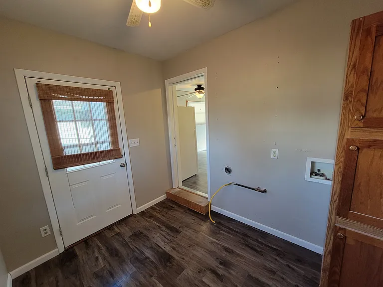 3332 Buckner St — Photo 5