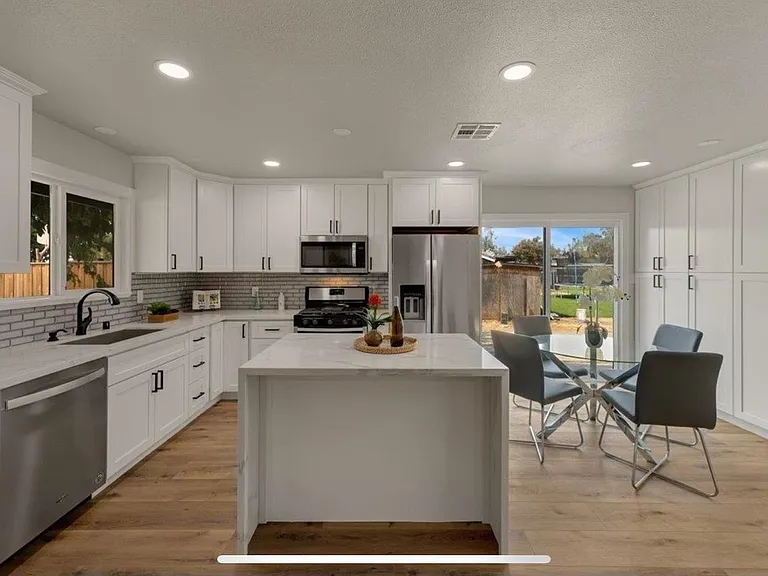 3066 N Corral Hollow Rd — Photo 4