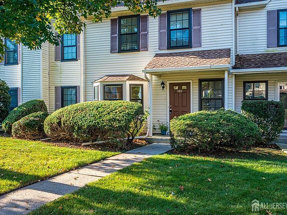 3rd image of 3302 Stonehedge Rd