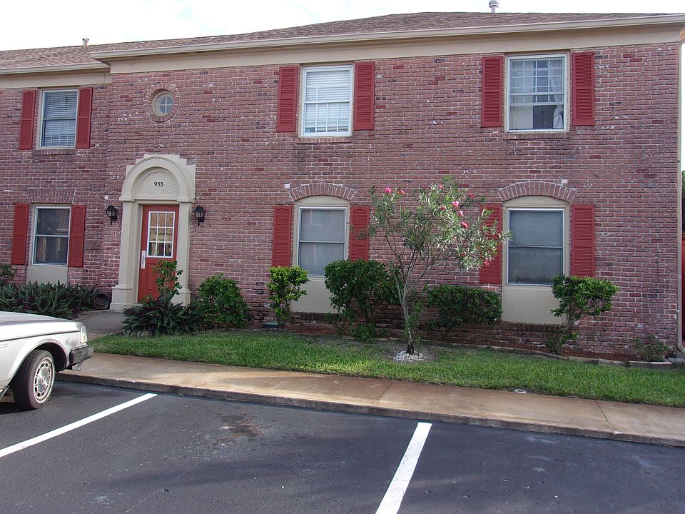 1st image of 933 S Colonial Ct APT A