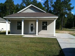 7662 Hancock Dr, Bay Saint Louis, MS 39520