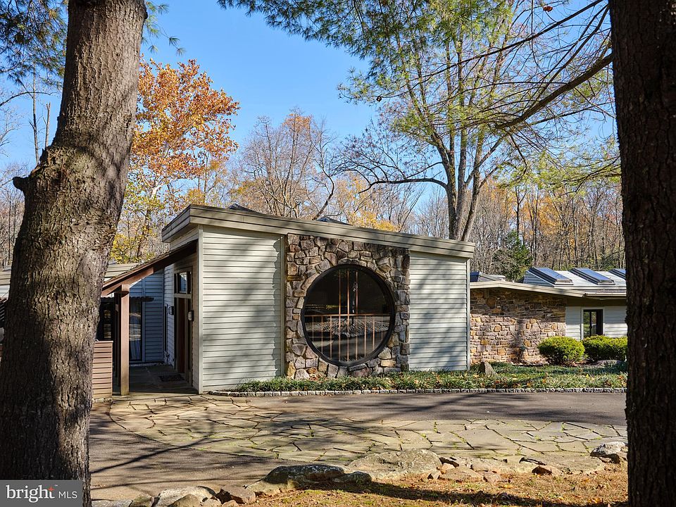 1886 Aquetong Rd, New Hope, PA 18938 Zillow