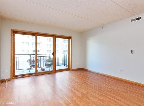 2nd image of 770 Pearson St #2-201