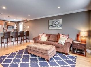 174 W 9th St, Boston, MA 02127