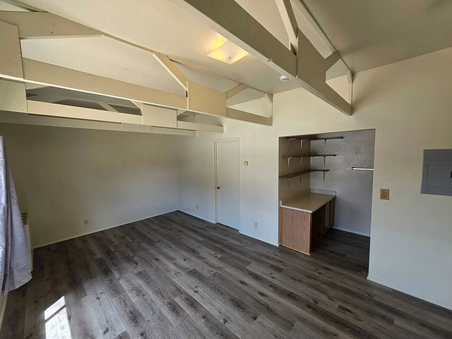 16 E Birch Ave — Photo 4