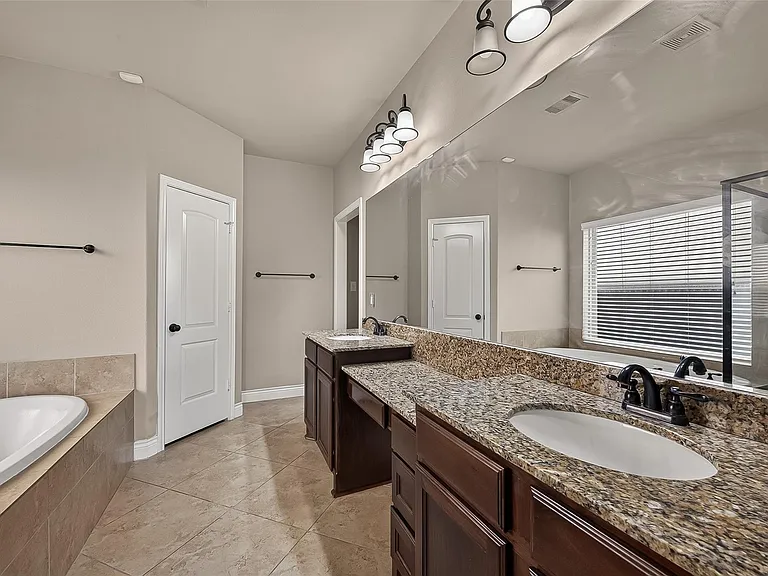 27119 Naples Run Ln — Photo 37