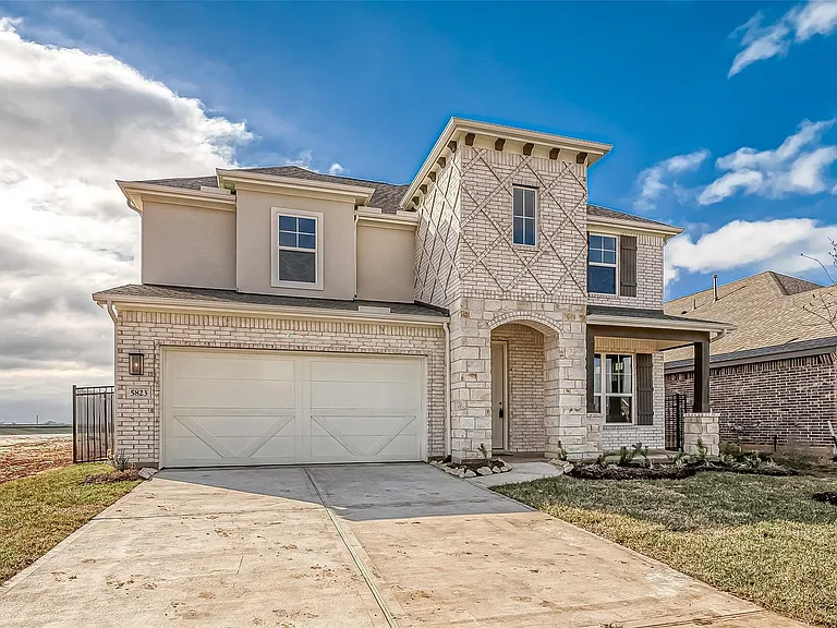 5823 Westwood Shore Dr — Photo 2