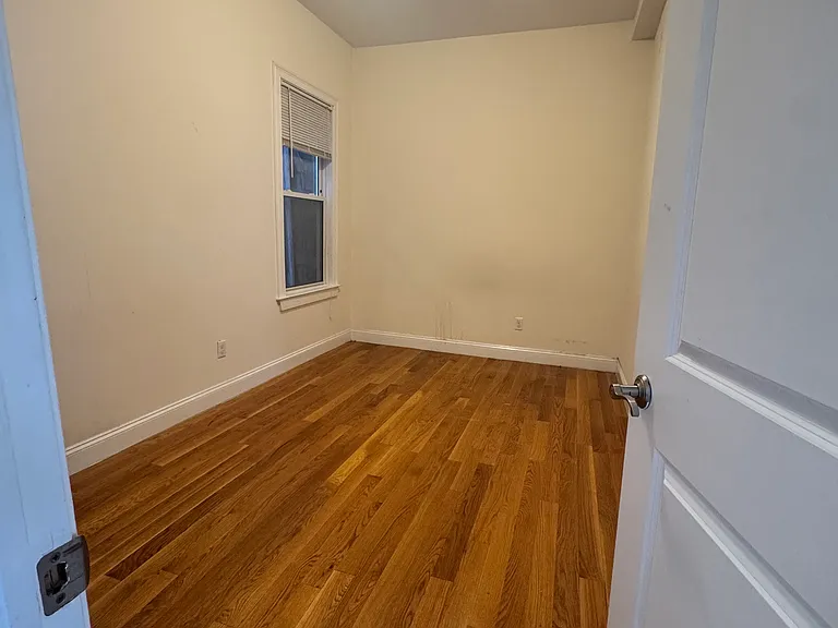 536 Cambridge St #3 — Photo 9