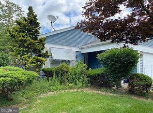 26 Oakham Row, Manchester, NJ 08759