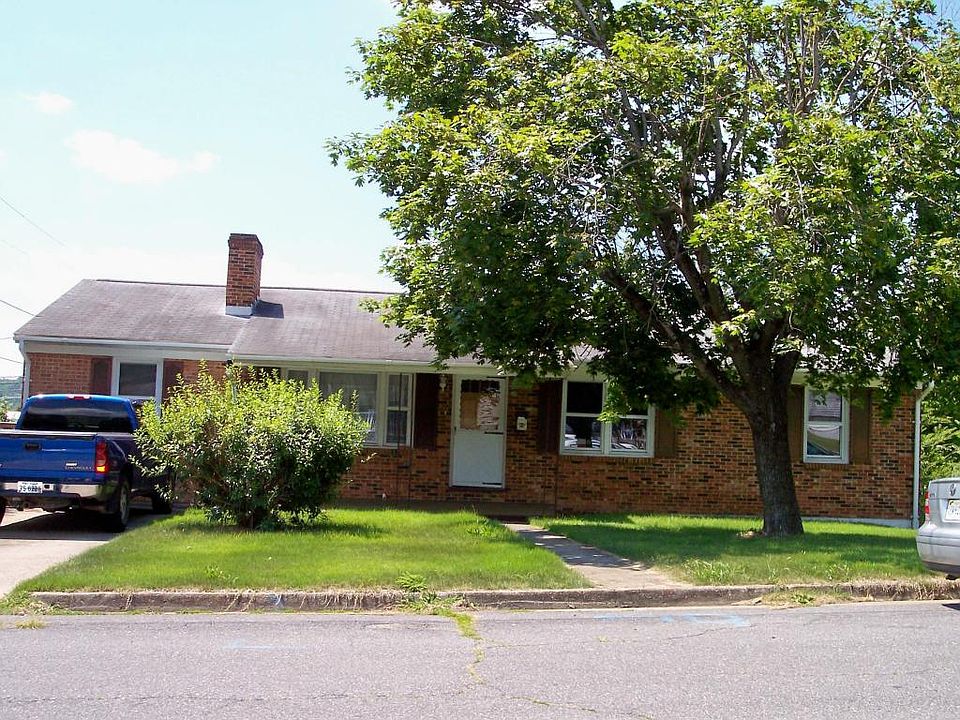 1st image of 1805 Oak Ave