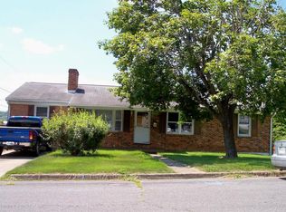 1805 Oak Ave, Buena Vista, VA 24416