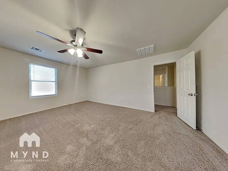 1669 E Prickly Pear Pl — Photo 8