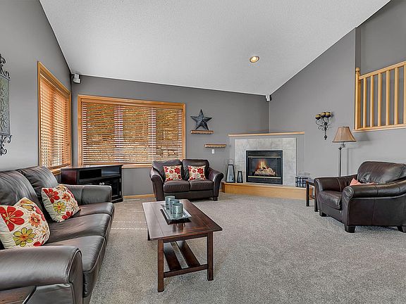 4th image of 203 Carver Creek Pl