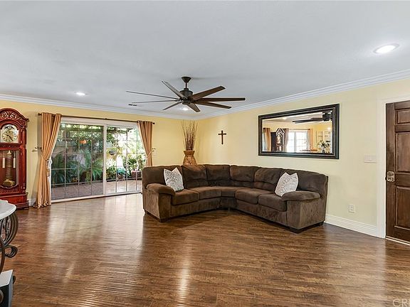 3rd image of 20929 Gault St