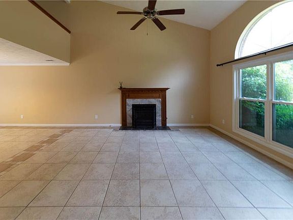 5th image of 130 Seesen Ct