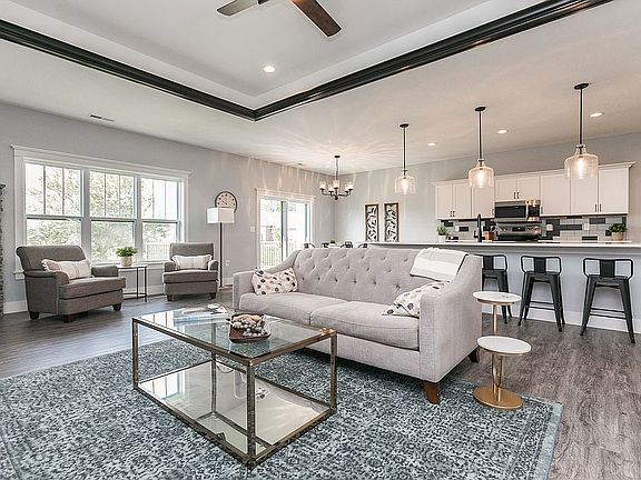 3rd image of 4375 Rec Dr