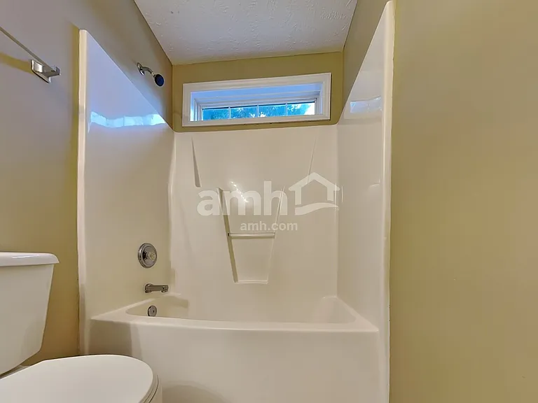 112 Pine Orchard Ct — Photo 15