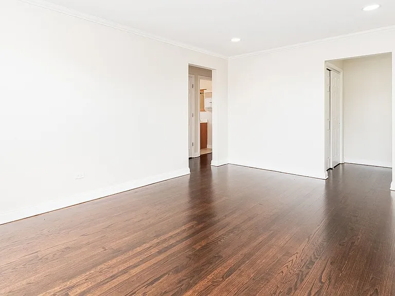 4629 Main St #3B — Photo 8
