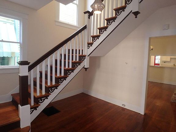 3rd image of 1225 Saint Andrew St