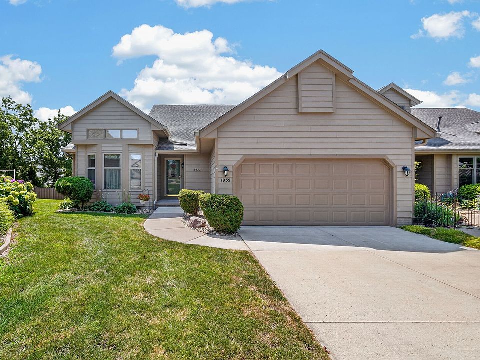 1st image of 1932 Maple Cir