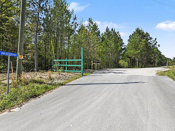 2nd image of 132 Oak Estates Way