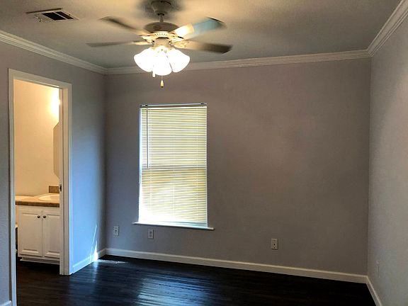 5th image of 168 Varsity Dr Room C