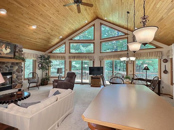 5th image of 8834 Bradford Point Ct