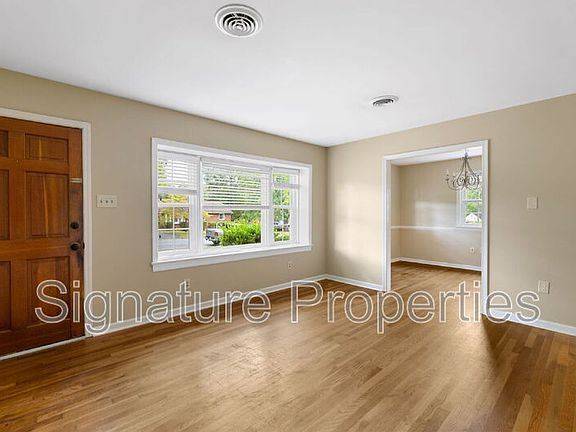 5th image of 1413 Robindale Rd