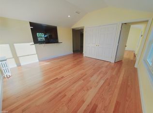 28 Euclid Ave, Stamford, CT 06902