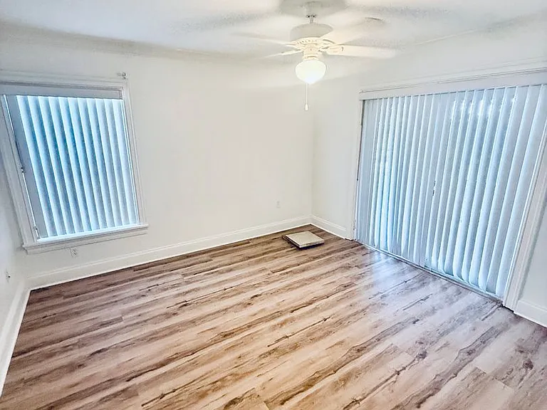860 Vignoles Ave NE #1 — Photo 9