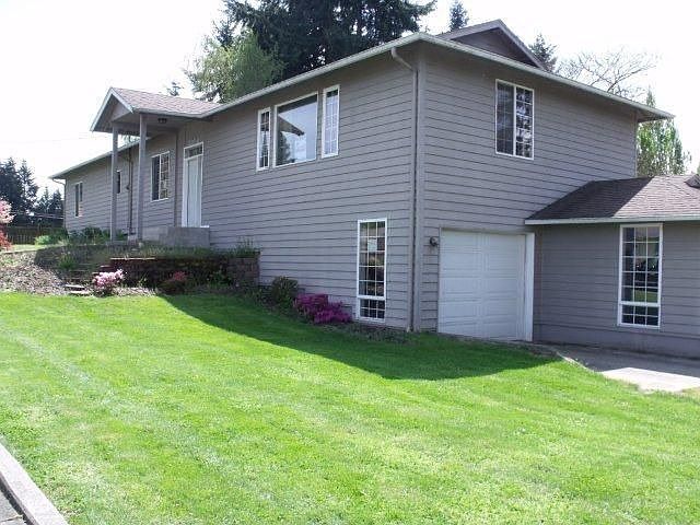 1st image of 3821 NE 89th Way