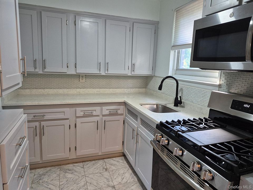 1st image of 90 Spruce Street #2B