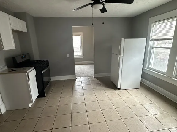 4520 Bush Ave APT 4, Cleveland, OH 44109