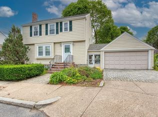 27 Packard Ave, Boston, MA 02124