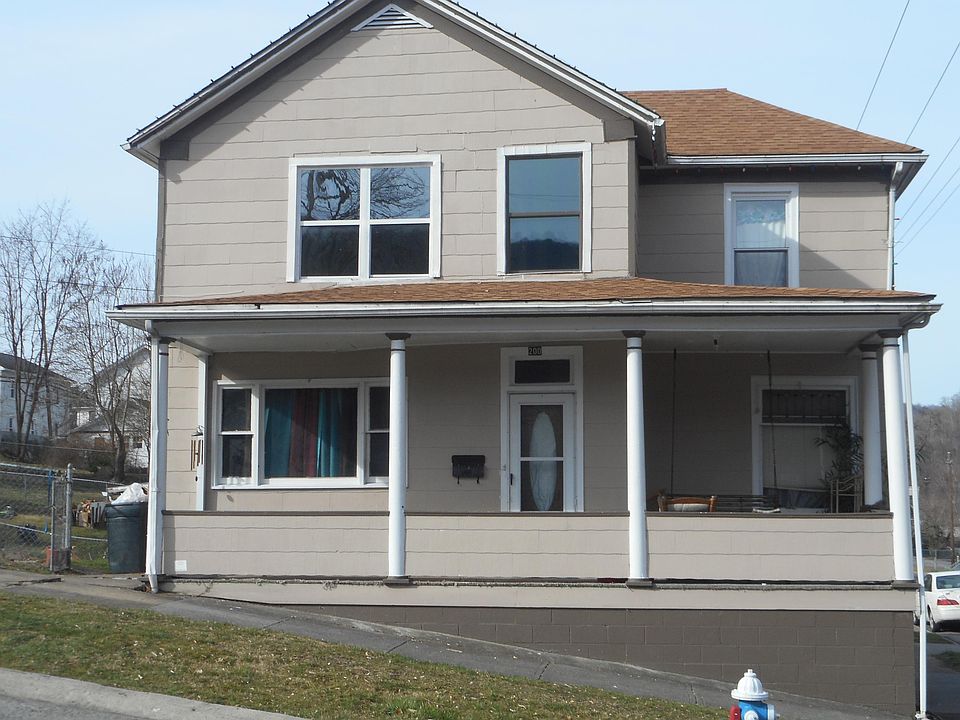 1st image of 200 7th Ave