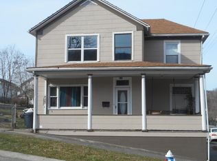 200 7th Ave, Hinton, WV 25951