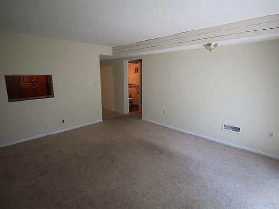 3rd image of 18188 Stoneridge St APT D