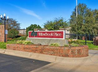 3638 SW Willow Brook Ct, Topeka, KS 66614