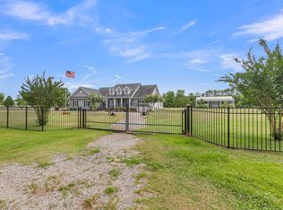 683 Campbell Rd, Ridgeville, SC 29472