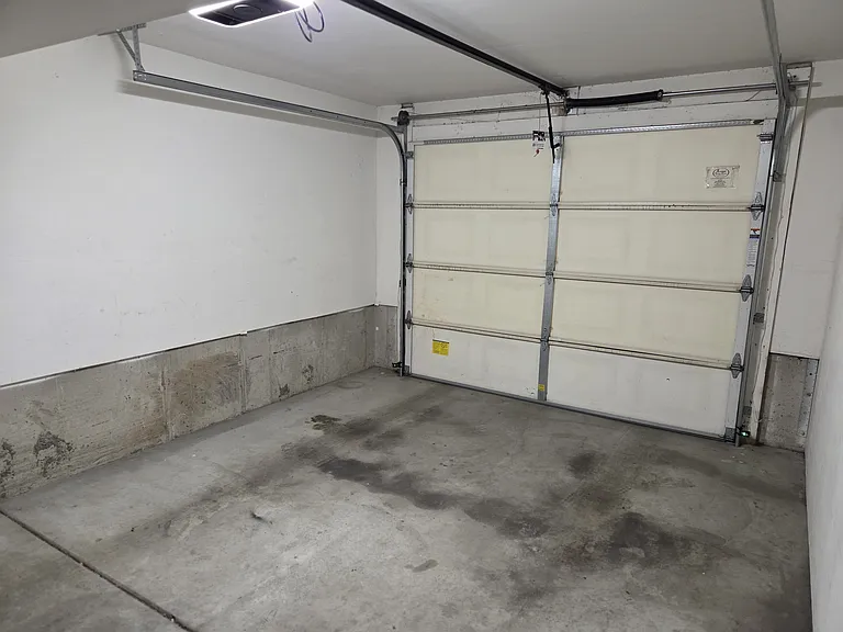 212 W Lyman Ln — Photo 36