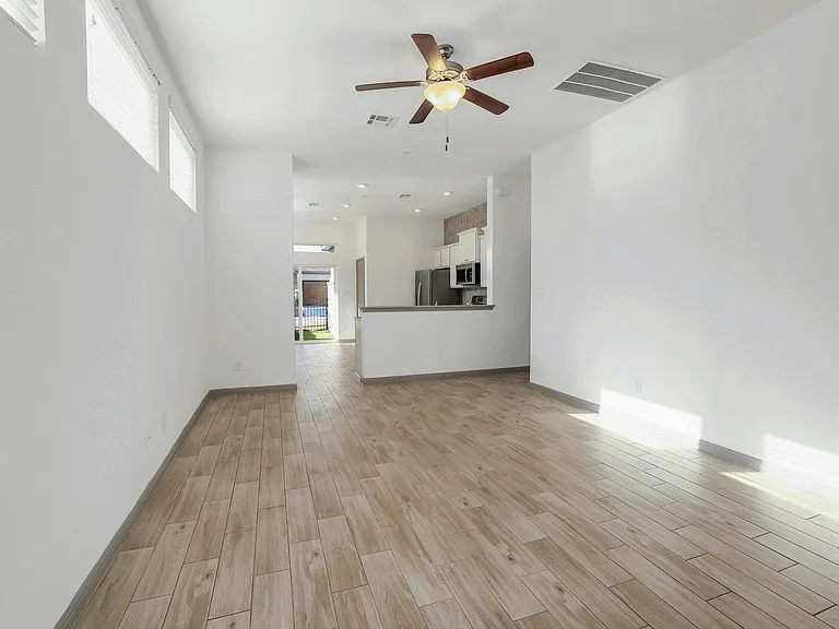 2800 Joe Dimaggio Blvd #55 — Photo 10