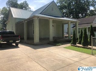 422 6th Ave SW, Decatur, AL 35601