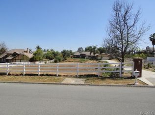 18516 Stallion Crest Rd, Riverside, CA 92504