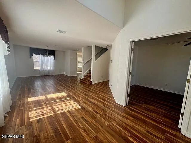 7105 Tierra Roja St — Photo 2