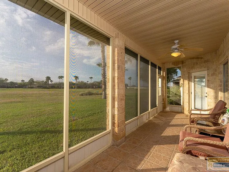 18 Torrey Pines Rd — Photo 28